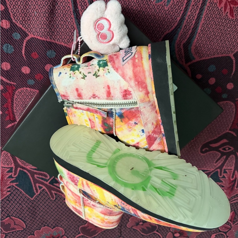 UGG multicolor boots - Picture 3 of 6